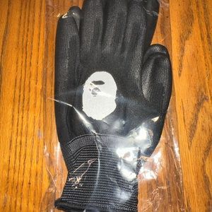 Bape X Neighborhood Glove Set
